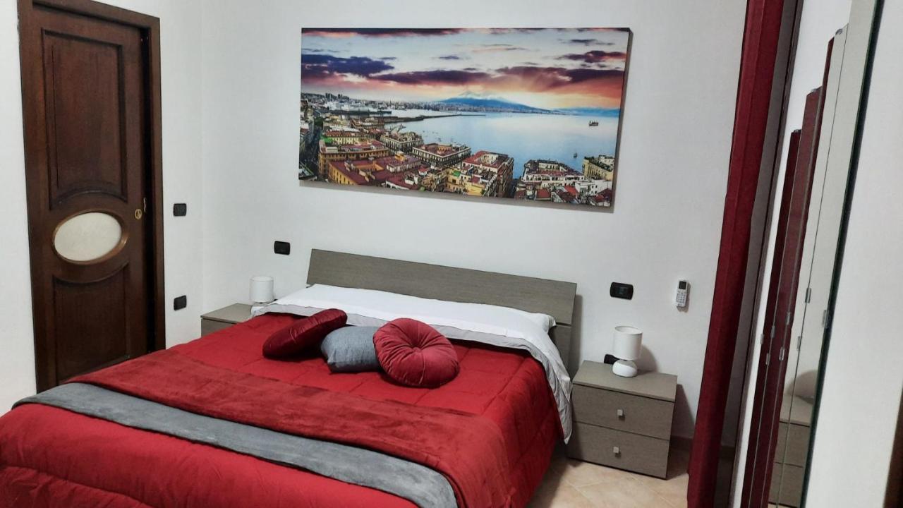 Apartment White 2 San Gregorio 14 Neapel